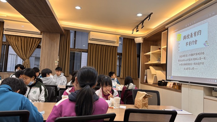 114學年第二次模擬考與校長有約圖片