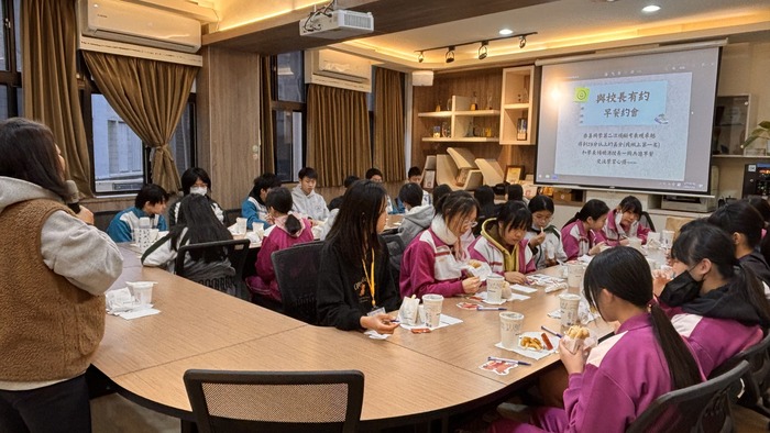 114學年第二次模擬考與校長有約圖片