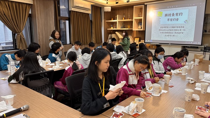 114學年第二次模擬考與校長有約圖片