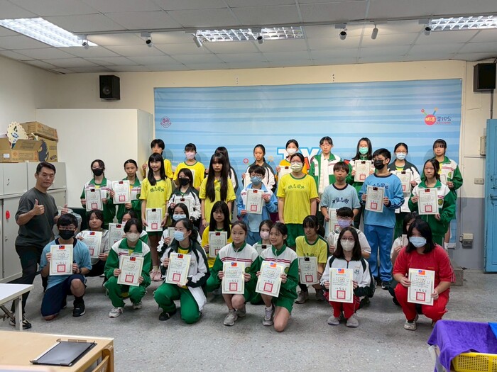 114學年度紫絲帶學堂獲獎圖片