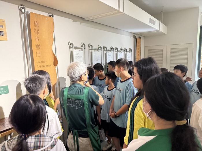 114七年級產業參訪圖片