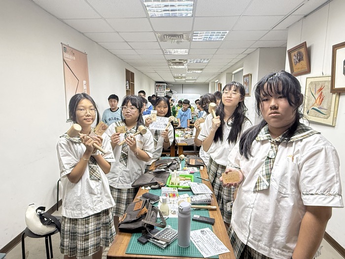 114七年級產業參訪圖片