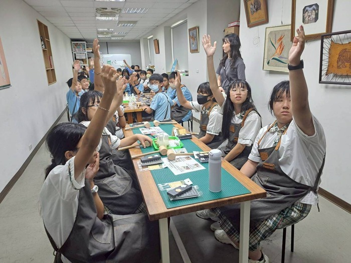 114七年級產業參訪圖片