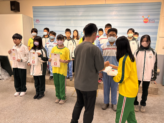 114學年第一次定期評量成績優良學生代表頒獎圖片