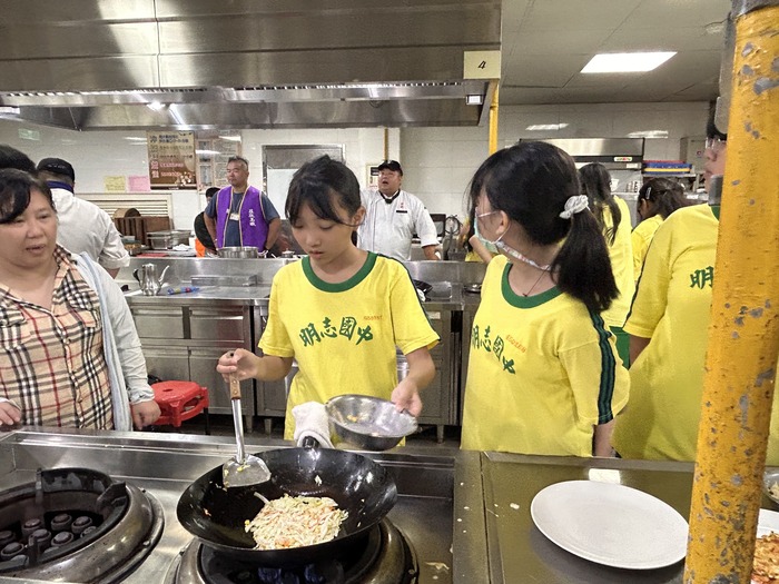 114在地就學、選所愛圖片