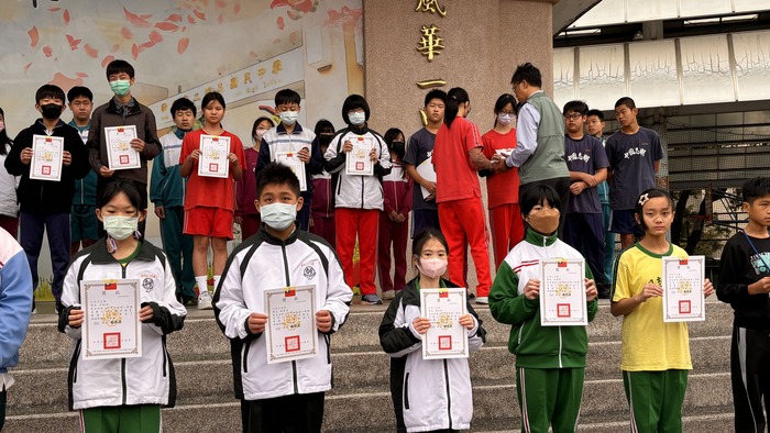 114學年第一學期第二次定期考成績優良代表頒獎圖片